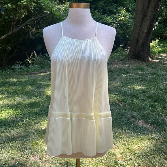 Lewit Pleated Swing Tank Top Light Yellow Crinkles Cami - Picture 4 of 8